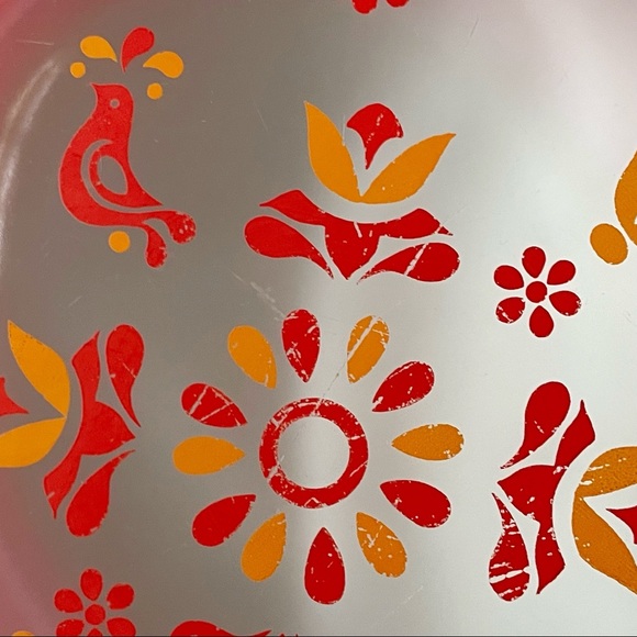 Vintage Pyrex Friendship 2.5 QT Casserole Dish - Picture 5 of 9